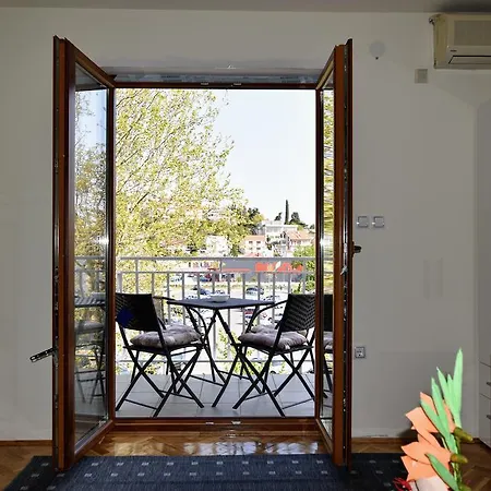 Dobranic Apartment